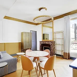  Apartment Pick A Flat's In Champs Elysees - Rue Du Colisee Frankreich